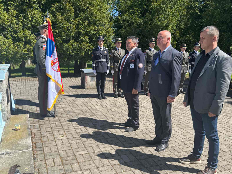Poseta vojnom groblju u Jindrihovicima